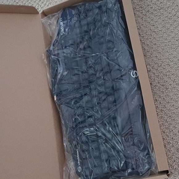 Utech Smart Backlit Gaming Keyboard - Picture 8 of 12